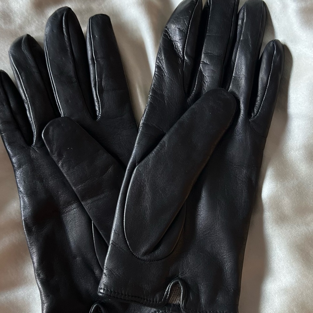 NEW! Beautiful metallic two tone leather gloves. Lined. Size 7.5. Bronze gold. - Picture 6 of 8